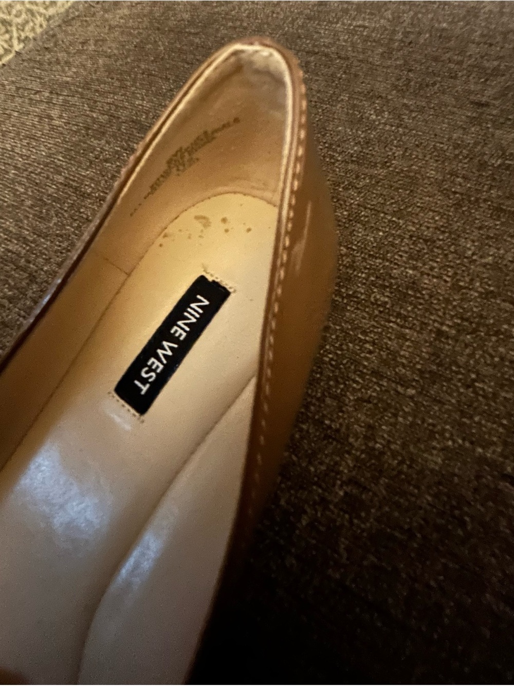 Nine West Women's medium brown speakup almond toe flats - Picture 6 of 9